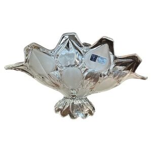 Crystal Clear Studios Moravia Hand Finished Crystal Oval Bowl With Fluted Edge